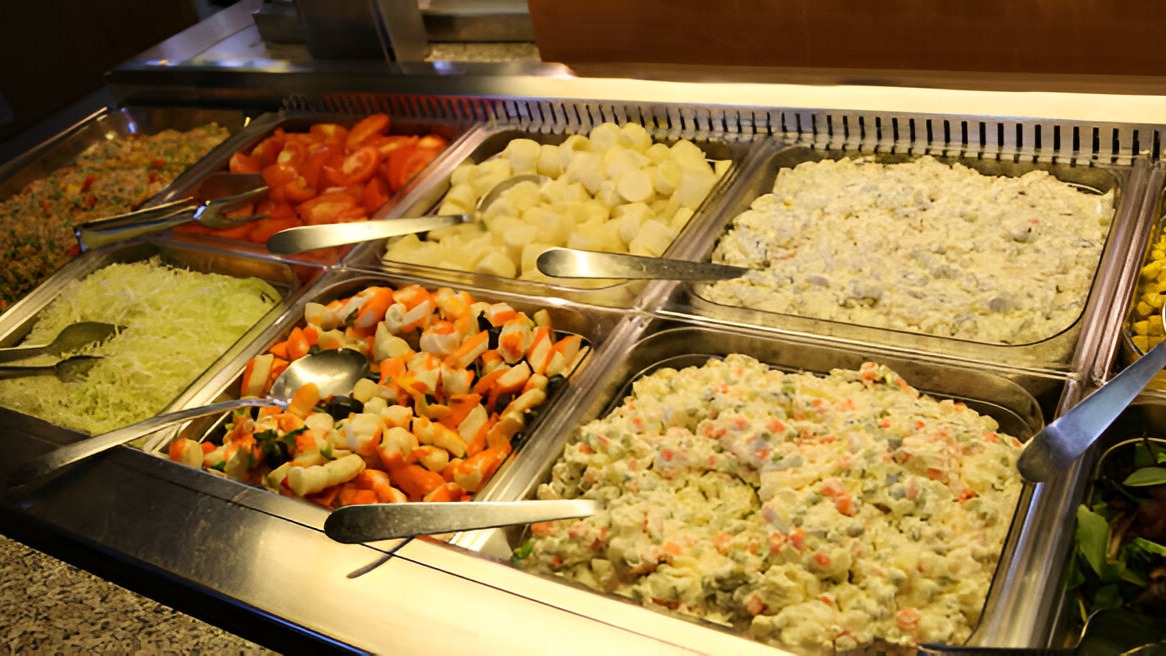 Merdane Catering olarak, yerinde catering hizmeti ile organizasyonlarınızı ve etkinliklerinizi özel kılmak için yanınızdayız. 